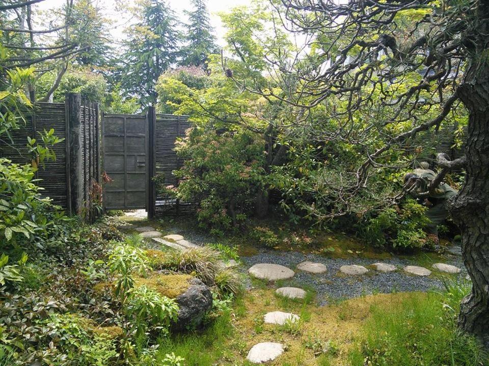 Tomiya Ryokusuian Sado-Taiken Guest House Bagian luar foto